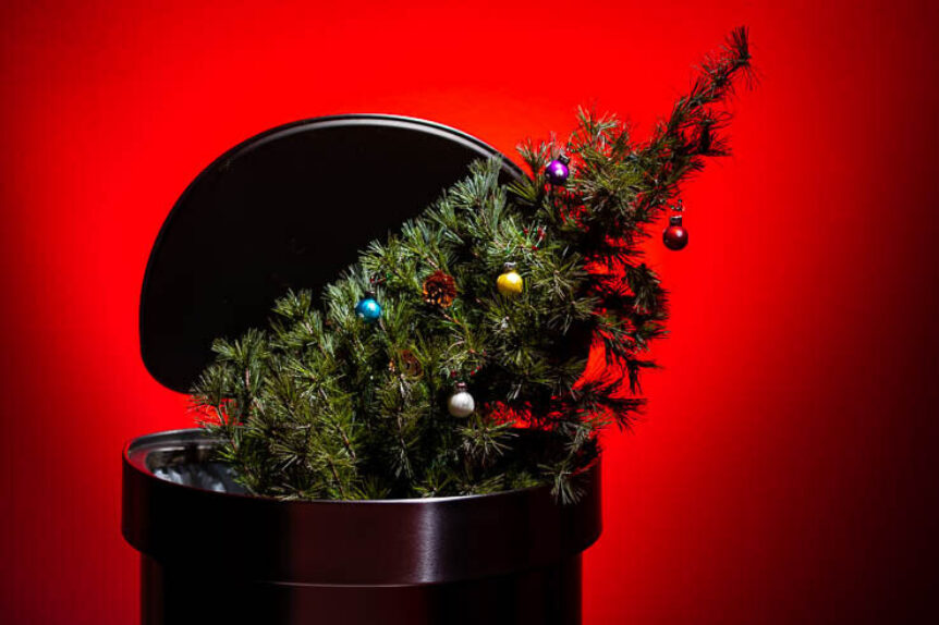 A uniquely Chesapeake holiday tradition lights up Kent Narrows